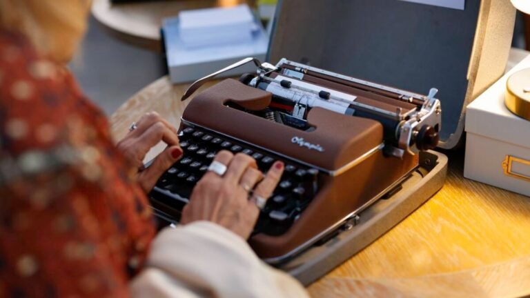 typewriter 1200x675