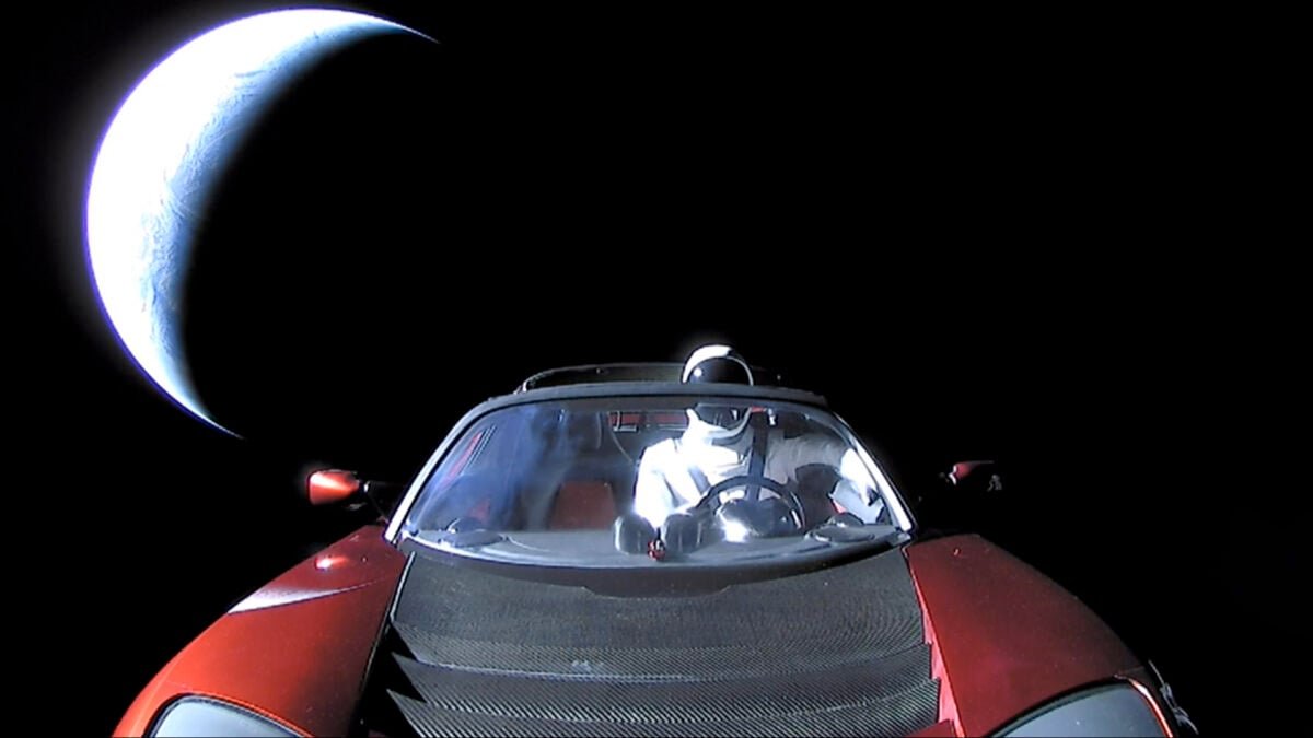 tesla starman